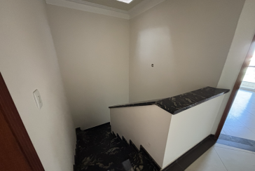 Lindo Sobrado à venda no Bairro do Parque São Domingos na Rua José Fernandes Lobo