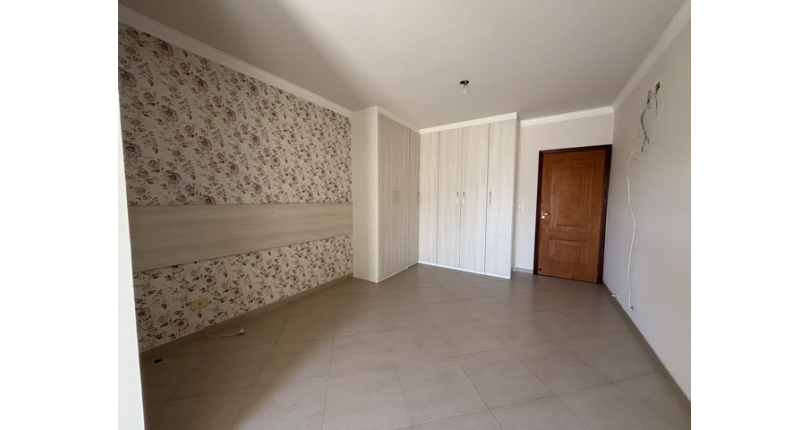 Lindo Sobrado à venda no Bairro do Parque São Domingos na Rua José Fernandes Lobo