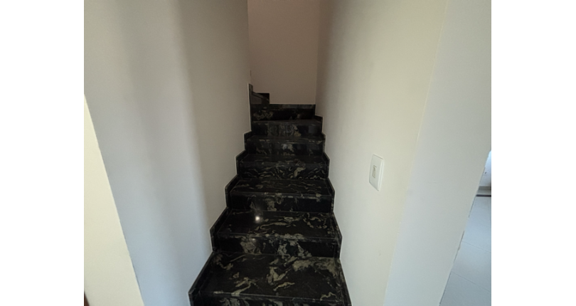 Lindo Sobrado à venda no Bairro do Parque São Domingos na Rua José Fernandes Lobo