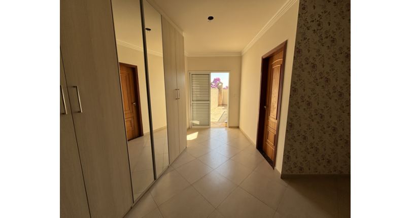 Lindo Sobrado à venda no Bairro do Parque São Domingos na Rua José Fernandes Lobo