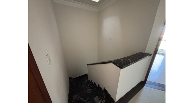 Lindo Sobrado à venda no Bairro do Parque São Domingos na Rua José Fernandes Lobo