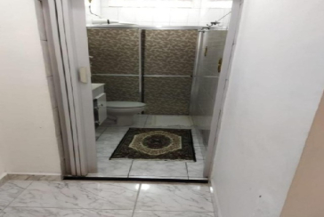 Oportunidade Sobrado à venda no Bairro da Ayrosa na Rua Tico-Tico