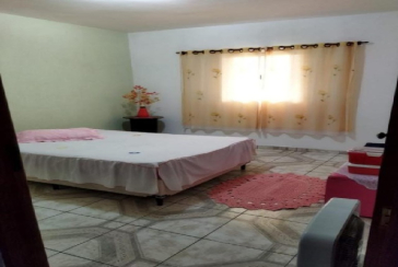 Oportunidade Sobrado à venda no Bairro da Ayrosa na Rua Tico-Tico