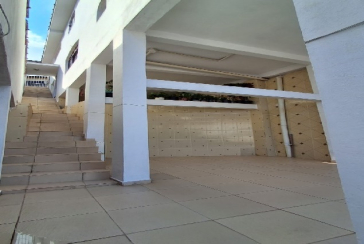 Boa Casa Assobradada à venda no Bairro do Jaraguá na Rua Joaquim José de Lima,