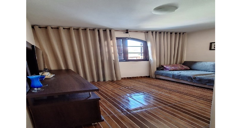 Boa Casa Assobradada à venda no Bairro do Jaraguá na Rua Joaquim José de Lima,