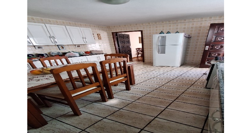 Boa Casa Assobradada à venda no Bairro do Jaraguá na Rua Joaquim José de Lima,