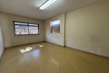 Casa Térrea à venda no Bairro do Jardim Santo Elias na Rua Durval Fernandes Chaves