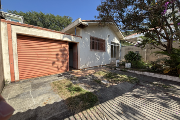 Casa Térrea à venda no Bairro do Jardim Santo Elias na Rua Durval Fernandes Chaves