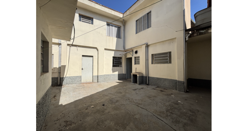 Casa Térrea à venda no Bairro do Jardim Santo Elias na Rua Durval Fernandes Chaves