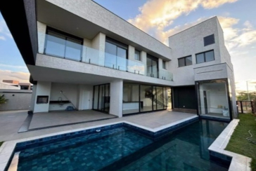 Belo Sobrado à venda em Votorantim no Bairro Alphaville Nova Esplanada 3 na Alameda Quebec