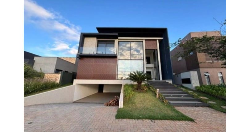 Belo Sobrado à venda em Votorantim no Bairro Alphaville Nova Esplanada 3 na Alameda Quebec