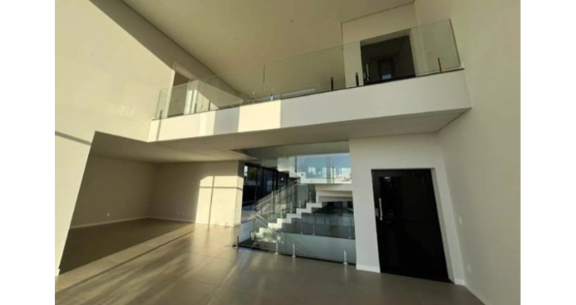 Belo Sobrado à venda em Votorantim no Bairro Alphaville Nova Esplanada 3 na Alameda Quebec