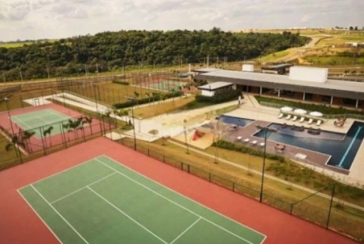 Belo Sobrado à venda em Votorantim no Bairro do Alphaville Nova Esplanada 4 na Rua Pisa