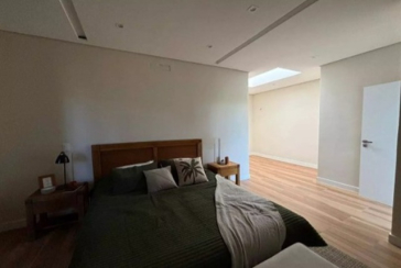 Belo Sobrado à venda em Votorantim no Bairro do Alphaville Nova Esplanada 4 na Rua Pisa