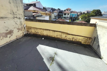Sobrado à venda no Bairro do Jardim Santo Elias na Rua Domingos Sérgio dos Anjos