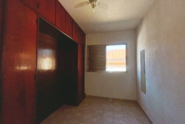 Sobrado à venda no Bairro do Jardim Santo Elias na Rua Domingos Sérgio dos Anjos