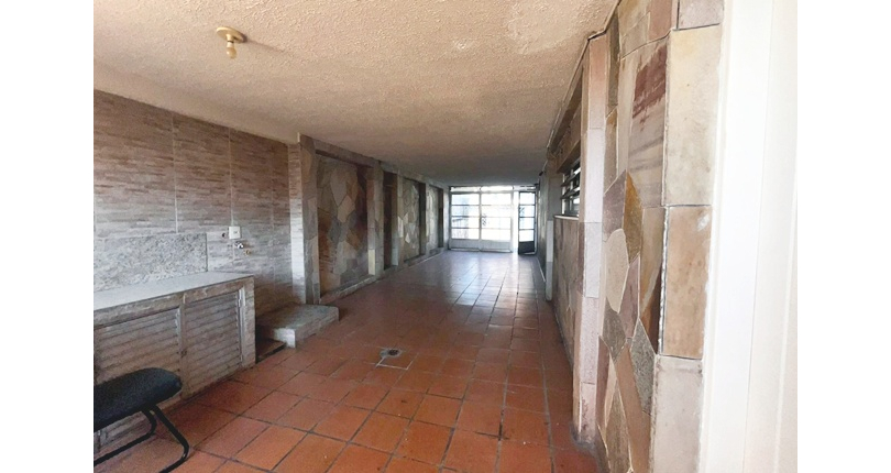 Sobrado à venda no Bairro do Jardim Santo Elias na Rua Domingos Sérgio dos Anjos