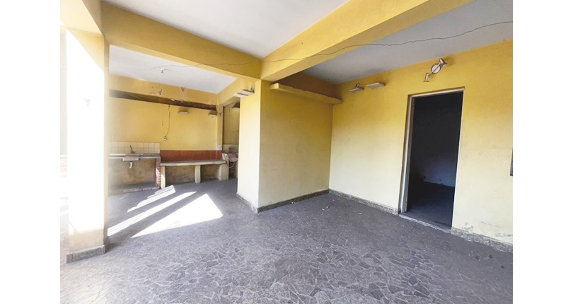 Sobrado à venda no Bairro do Jardim Santo Elias na Rua Domingos Sérgio dos Anjos