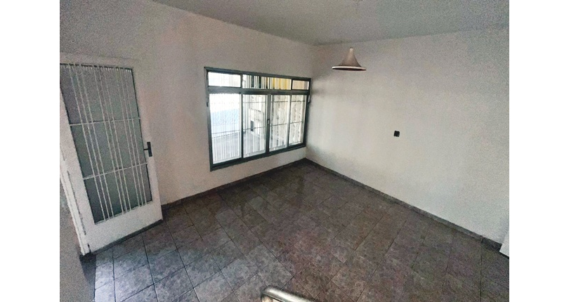 Sobrado à venda no Bairro do Jardim Santo Elias na Rua Domingos Sérgio dos Anjos