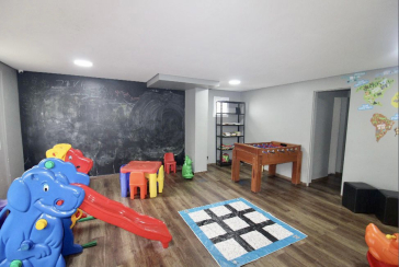  Apartamento à venda no Parque Maria Domitila na Rua Willis Roberto Banks 525