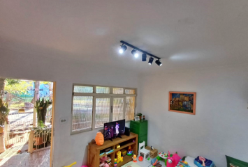 Casa Térrea à venda no Bairro da Vila Mirante na Praça Hilda dos Santos