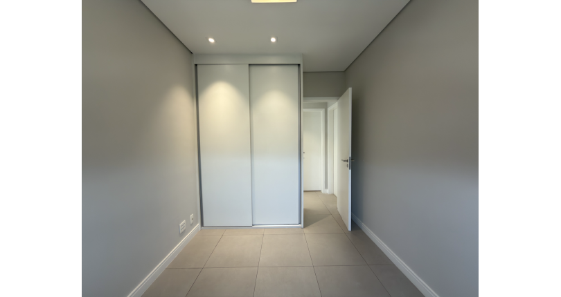 Apartamento à venda Avenida Ômega, 442, Melville Empresarial I e II - Imóveis à Venda