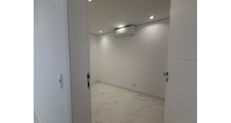 Sobrado à venda Rua Homero Sales, 758, Parque São Domingos - Imóveis à Venda