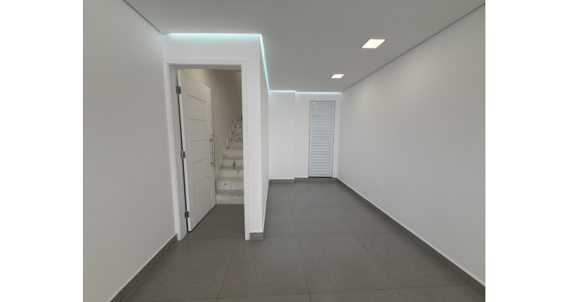 Belíssimo Sobrado novo à venda no Bairro do Parque São Domingos na Rua Homero Sales 758