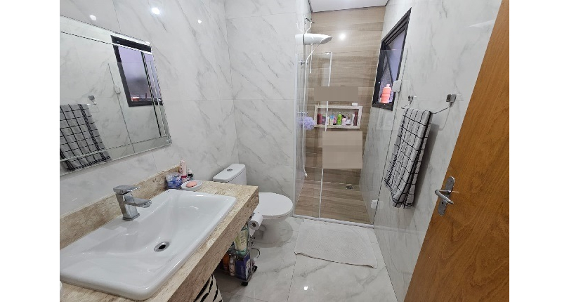 Belo Sobrado à venda no Bairro do  Jardim Marisa na Rua Avelino Ginjo