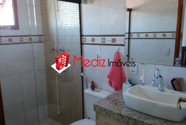 Bela Casa assobradada à venda no Bairro do Jardim Cidade Pirituba na Rua Pináceas