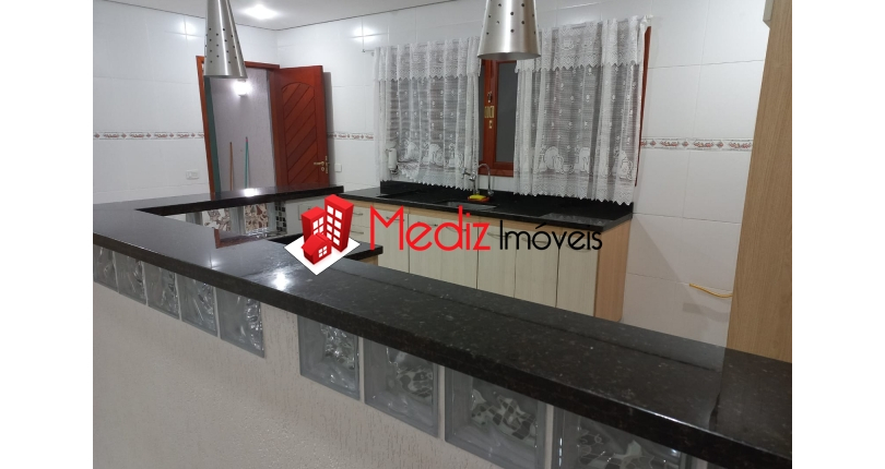 Bela Casa assobradada à venda no Bairro do Jardim Cidade Pirituba na Rua Pináceas