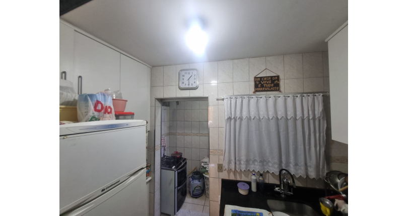 Belo Sobrado à venda no Bairro do Jardim Vivan na Rua Elvira Hidalgo