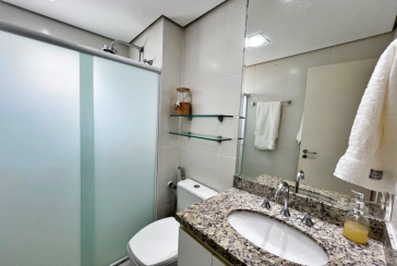 Belo Apartamento à venda no Guarujá no Bairro Enseada na Rua Inácio Miguel Stéfano 253