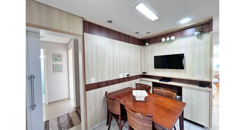 Belo Apartamento à venda no Guarujá no Bairro Enseada na Rua Inácio Miguel Stéfano 253