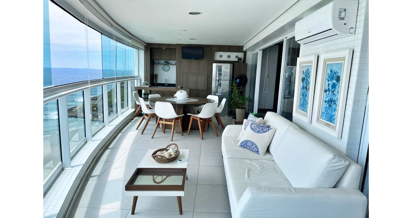 Belo Apartamento à venda no Guarujá no Bairro Enseada na Rua Inácio Miguel Stéfano 253