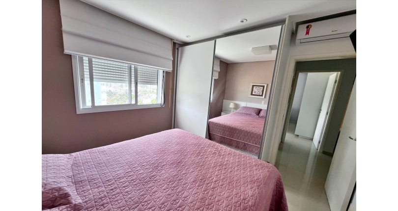 Belo Apartamento à venda no Guarujá no Bairro Enseada na Rua Inácio Miguel Stéfano 253