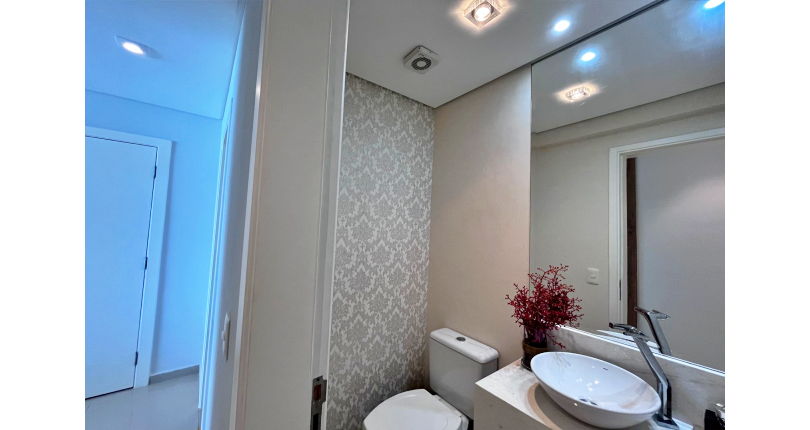 Belo Apartamento à venda no Guarujá no Bairro Enseada na Rua Inácio Miguel Stéfano 253