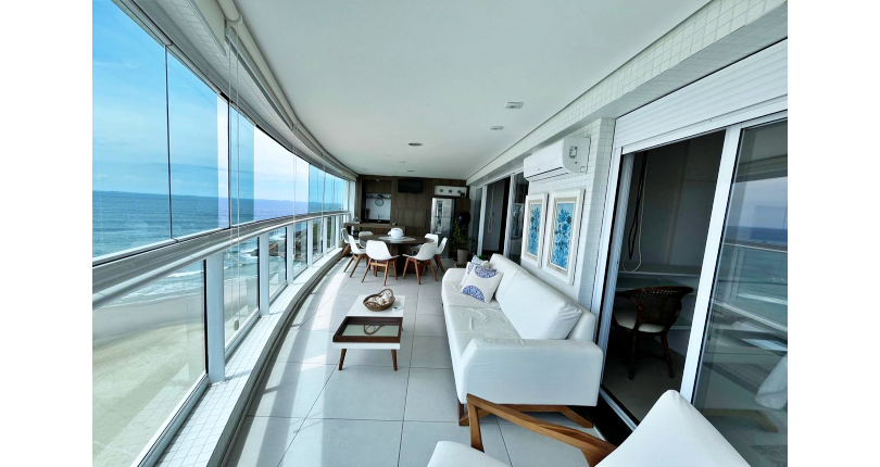 Belo Apartamento à venda no Guarujá no Bairro Enseada na Rua Inácio Miguel Stéfano 253