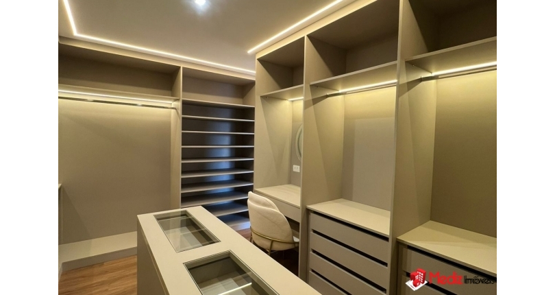 Belo Apartamento à venda em Barueri no Bairro do Alphaville Centro Industrial e Empresarial/Alphaville