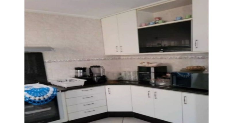 Sobrado à venda no Bairro da Vila Jaguari na Rua Antônio Gonçalves Valim,