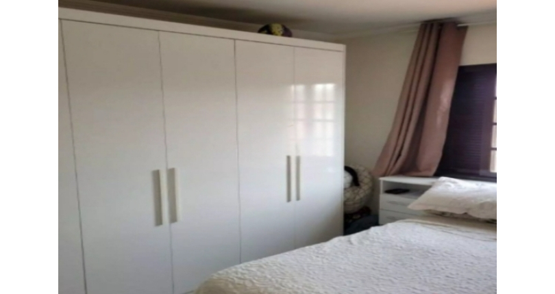 Sobrado à venda no Bairro da Vila Jaguari na Rua Antônio Gonçalves Valim,