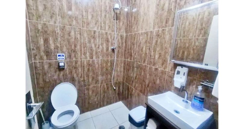 Imóvel Comercial à venda no Bairro do Parque São Domingos na Rua Waltrudes Correa