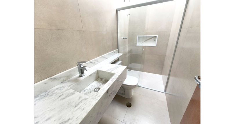 Lindo Sobrado novo à venda no Bairro do Jardim Maristela na Rua Horácio Romeu 186