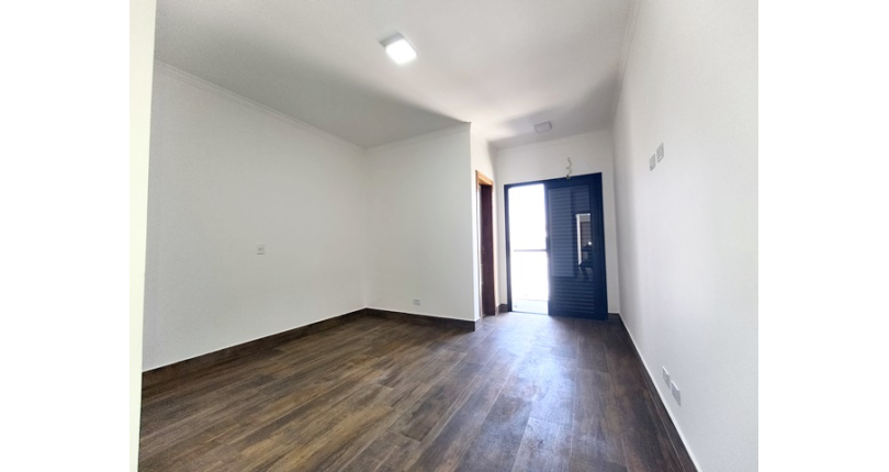  Lindo Sobrado novo à venda no Bairro do Jardim Maristela na Rua Horácio Romeu 188