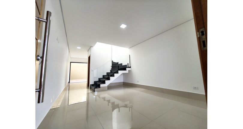  Lindo Sobrado novo à venda no Bairro do Jardim Maristela na Rua Horácio Romeu 188