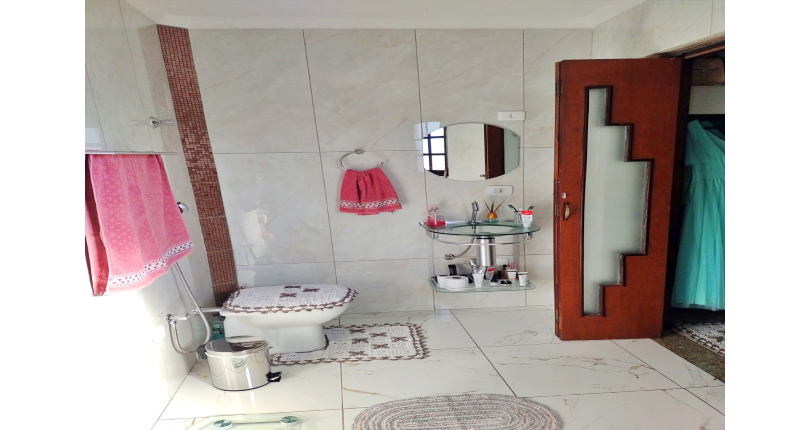 Belo Sobrado à venda no Bairro do Jardim Santa Fé (Zona Oeste) 