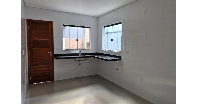 Lindo Sobrado novo à venda na Chácara São João na Rua Flor de Couro 63