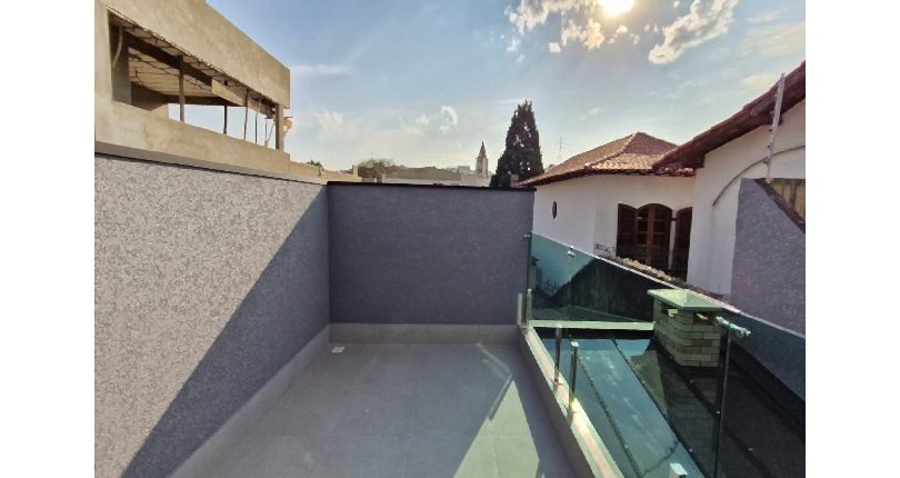 Lindo Sobrado novo à venda na Chácara São João na Rua Flor de Couro 63