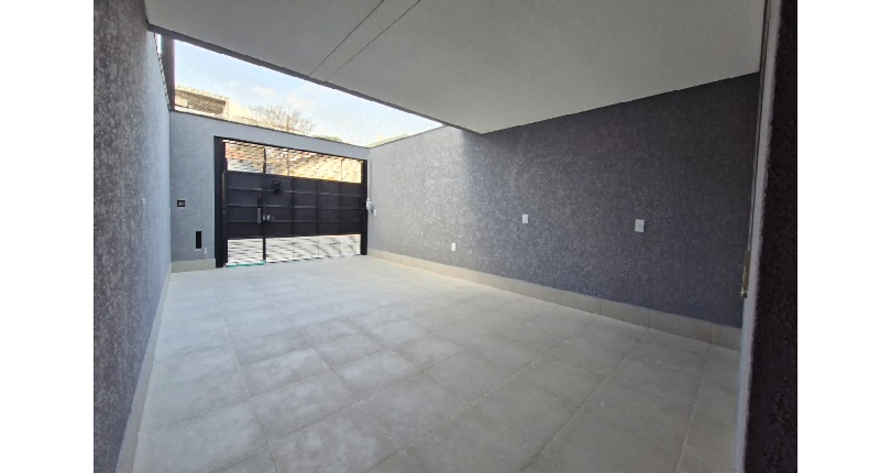 Lindo Sobrado novo à venda na Chácara São João na Rua Flor de Couro 63