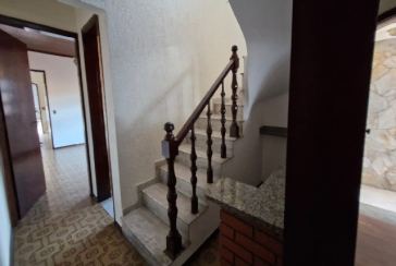 Sobrado à venda no Bairro da Vila Santa Edwiges na Rua Físico Lawrence